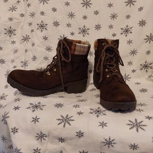 Rock & Candy brown boots